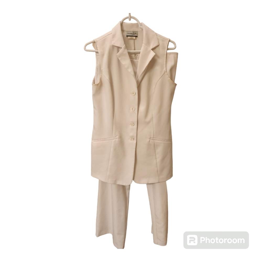 Breakin Loose Sleeveless white pantsuit size 11/12